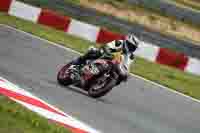 cadwell-no-limits-trackday;cadwell-park;cadwell-park-photographs;cadwell-trackday-photographs;enduro-digital-images;event-digital-images;eventdigitalimages;navarra;no-limits-trackdays;peter-wileman-photography;racing-digital-images;trackday-digital-images;trackday-photos